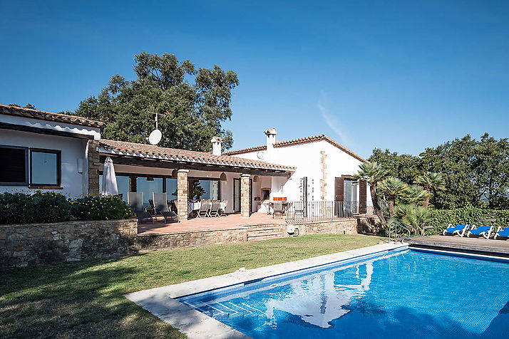 Fantástica casa en Mas Nou con espectaculares vistas