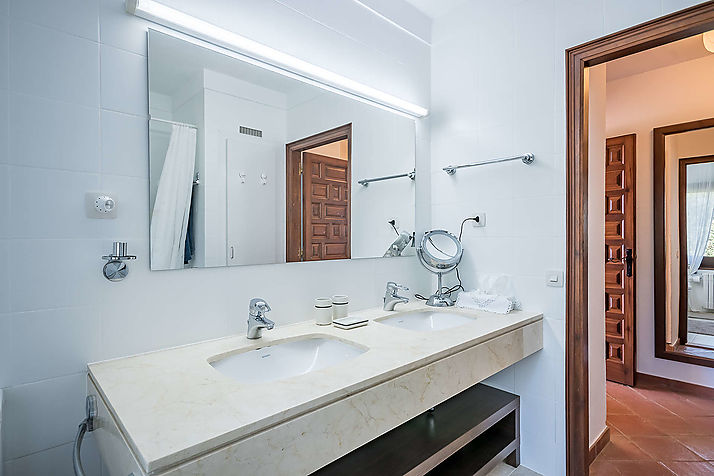 Fantástica casa en Mas Nou con espectaculares vistas