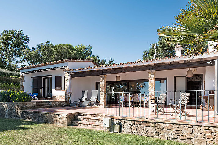 Fantástica casa en Mas Nou con espectaculares vistas
