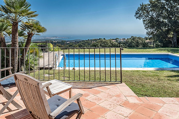 Fantástica casa en Mas Nou con espectaculares vistas