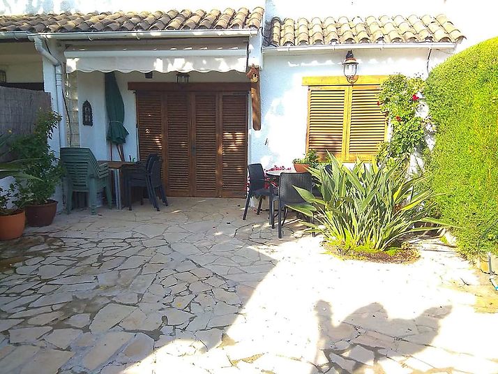 Townhouse in community with pool in Tossa de Mar