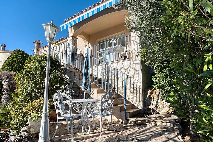 Casita con bonitas vistas