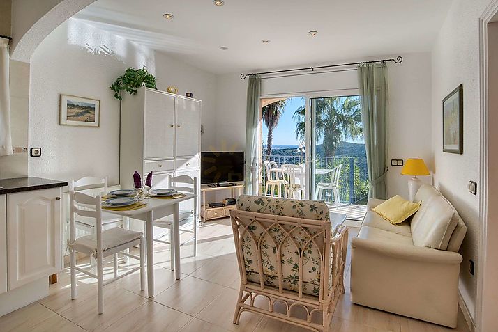Casita con bonitas vistas