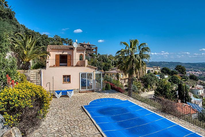 Casa Yvette - Beautiful house with pool