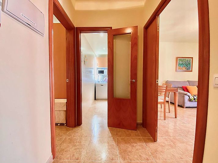 DOWNTOWN APARTMENT 2 MINUTES FROM PASEO DEL MAR