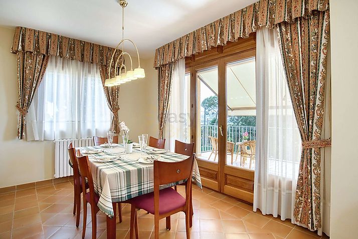 Nice house in excellent area