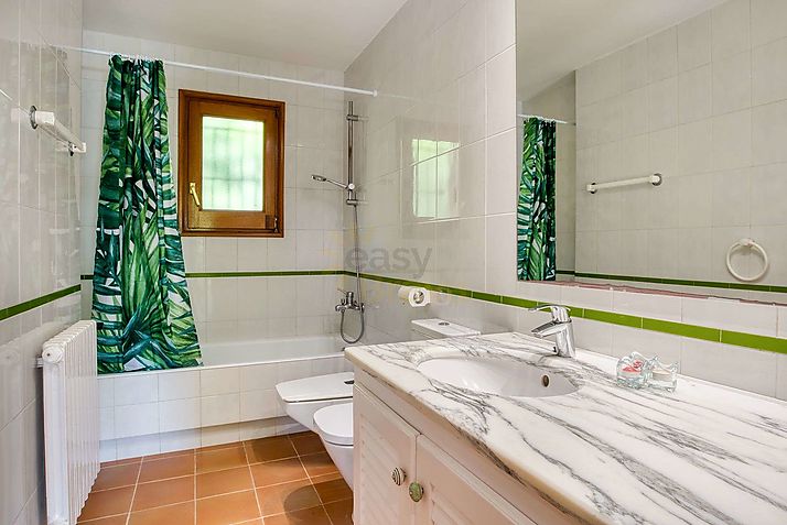 Nice house in excellent area