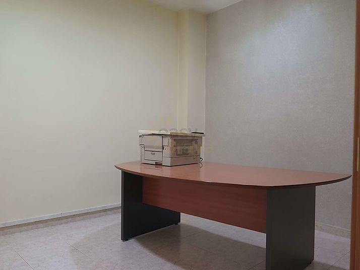 Local comercial en el centro del pueblo