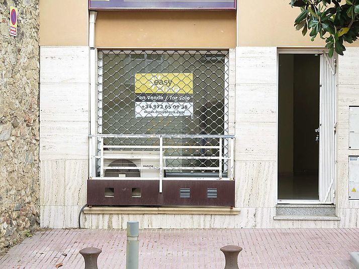 Local comercial en el centre del poble