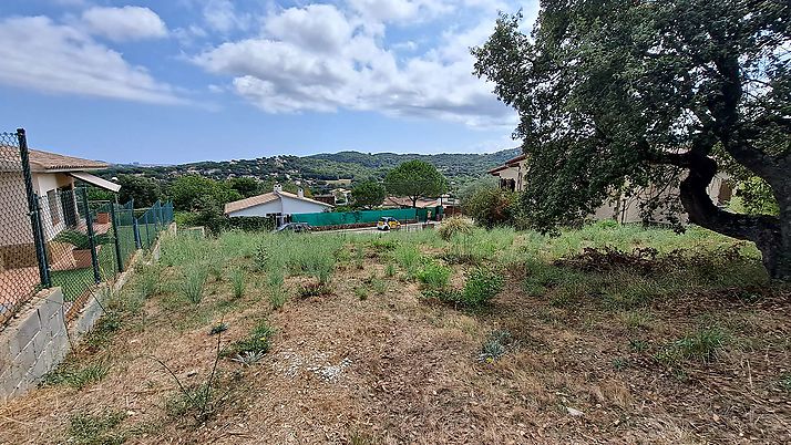 Big plot of terrain with fabulous views in Calonge