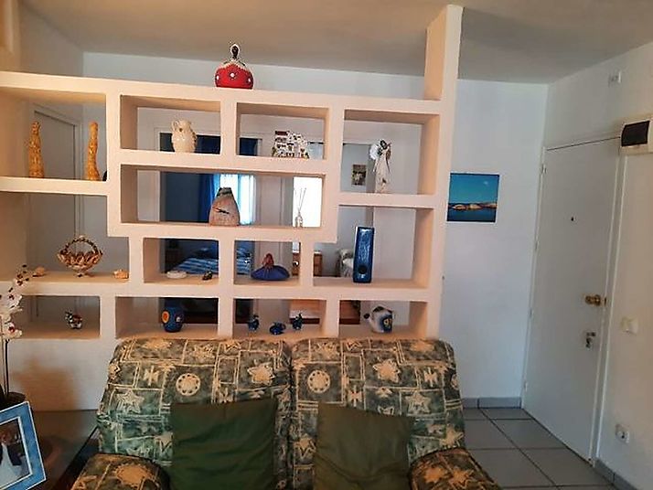 Apartamento situdo en zona residencial