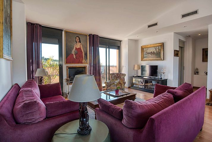 The most spectacular apartment in the center of Calonge