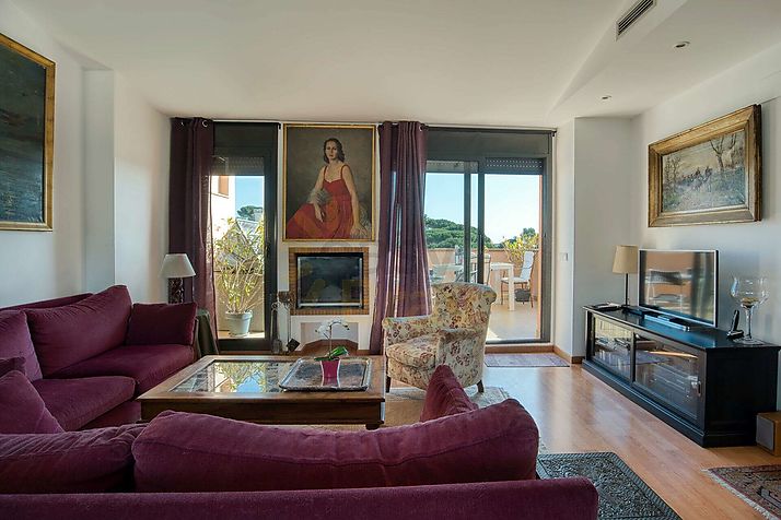 The most spectacular apartment in the center of Calonge