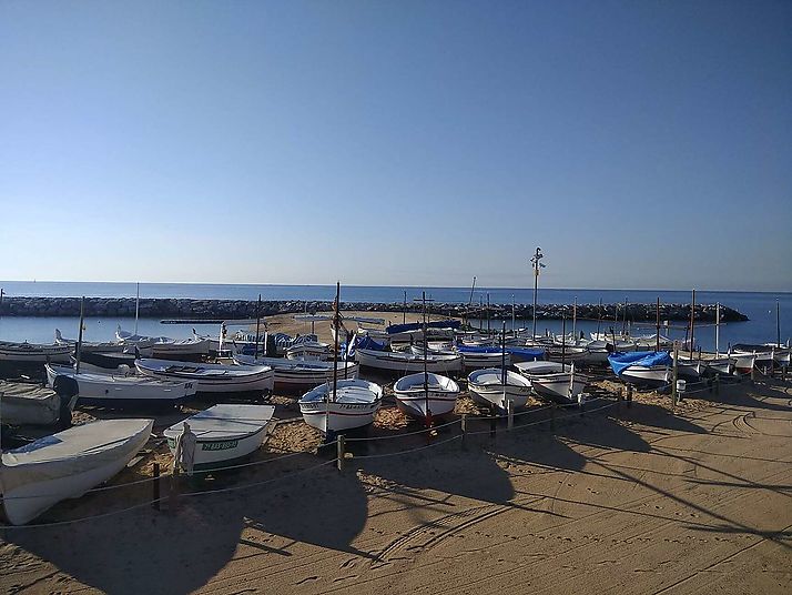 Apartament situat a 150m de la platja