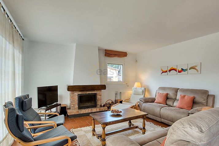 Magnificent house with pool and garden in Calonge
