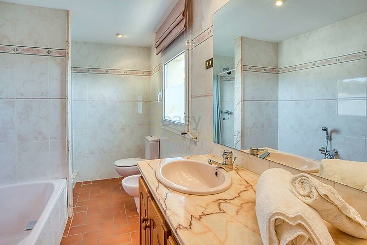 Magnificent house with pool and garden in Calonge