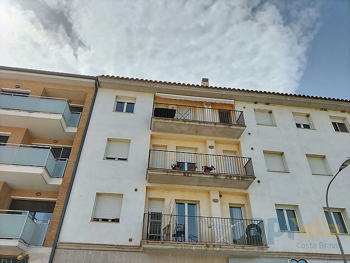 Helle und geräumige Wohnung im Zentrum von Santa Cristina d'Aro