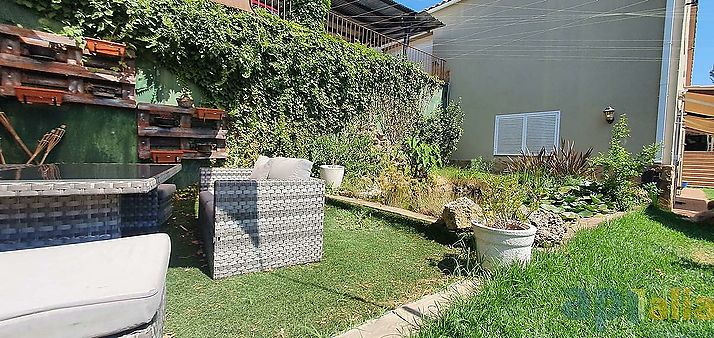 Bonita casa en urbanización en Mas Pere