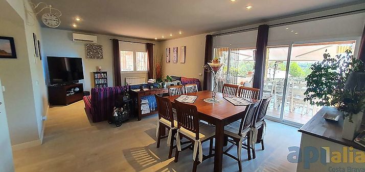 Bonita casa en urbanización en Mas Pere
