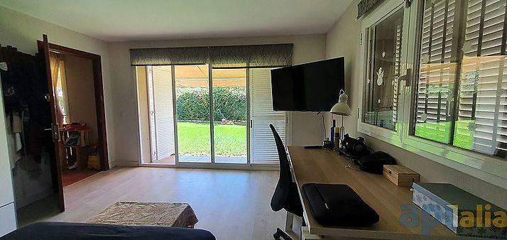 Bonita casa en urbanización en Mas Pere