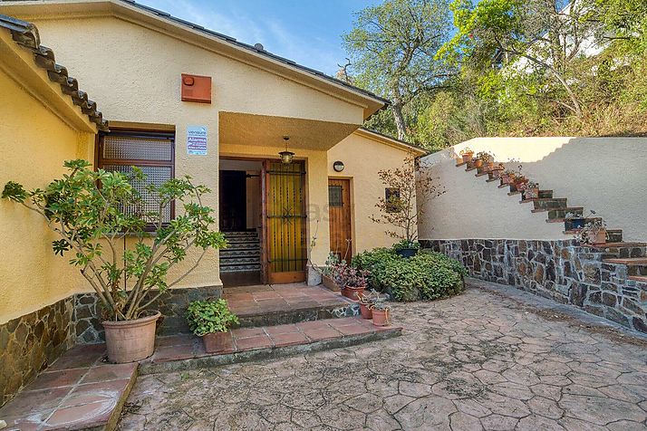 Una gran casa con magníficas vistas al mar