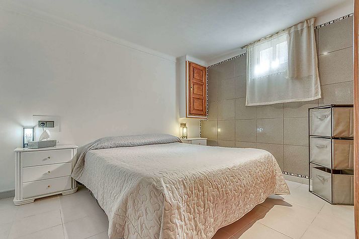 ¿Buscas una  gran casa para entrar a vivir y con piscina?