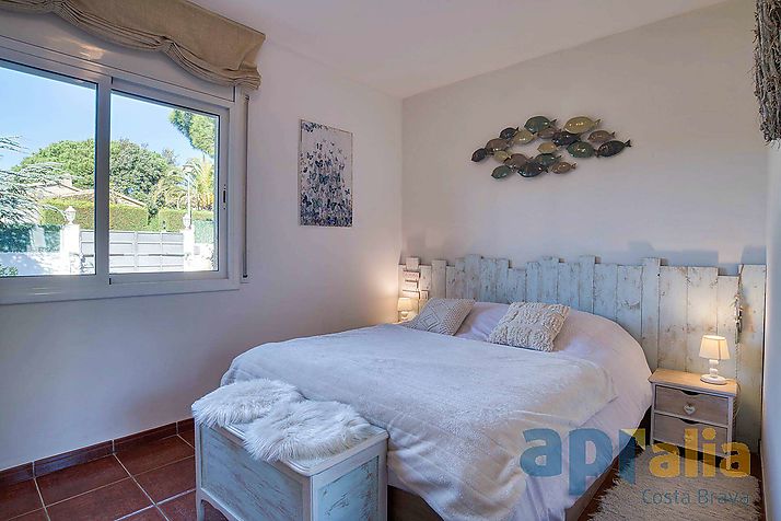 Xalet en excel·lents condicions per a estil de vida tranquil alhora a prop de tots els serveis