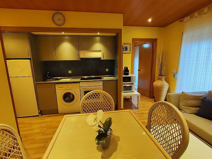 Apartamento en el centro con piscina