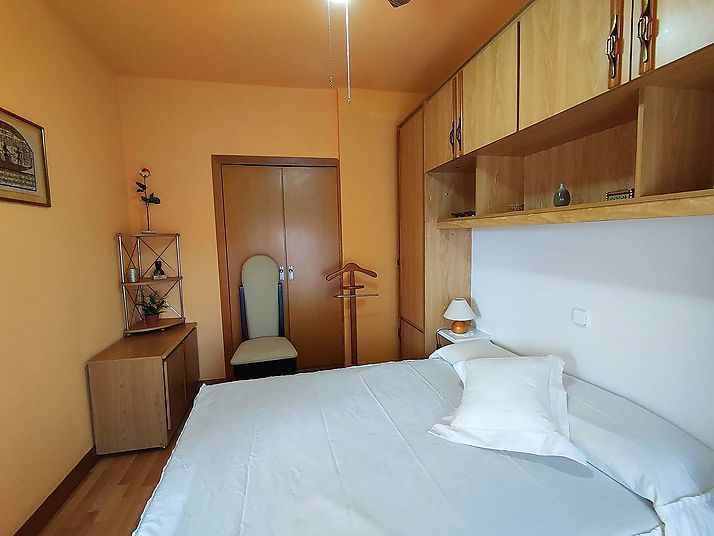 Apartamento en el centro con piscina