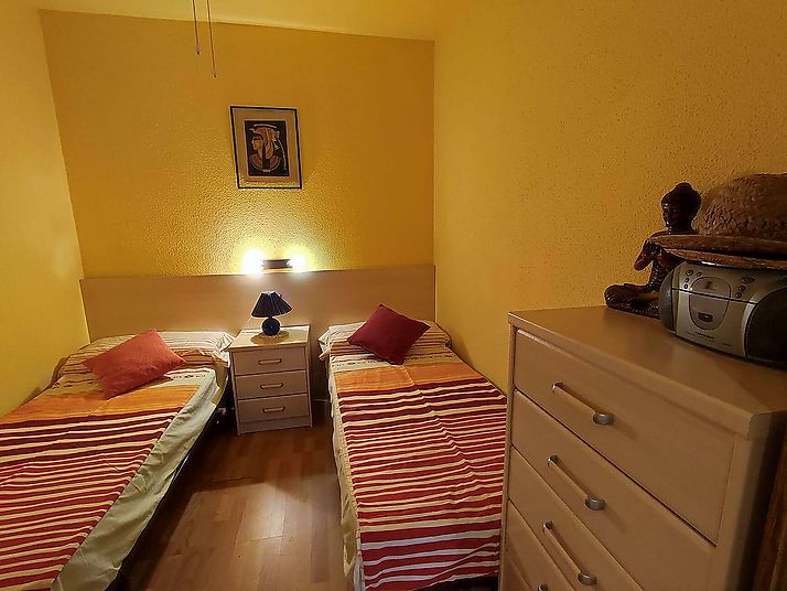 Apartamento en el centro con piscina