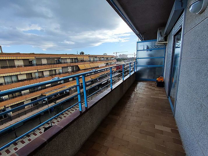 Apartamento en el centro con piscina