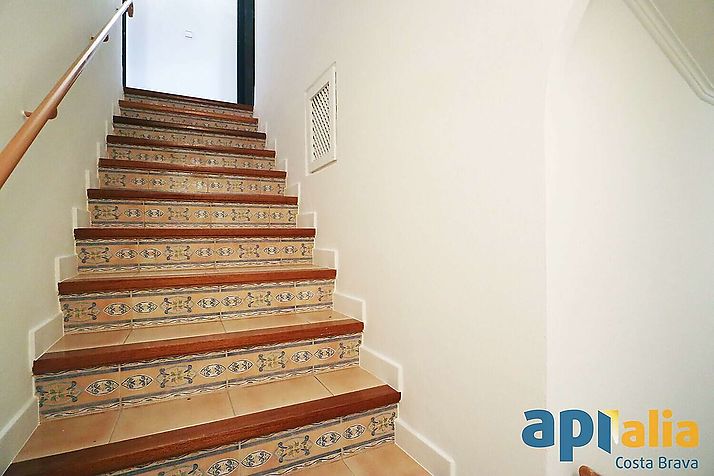 Large town house with pool, Palamós center