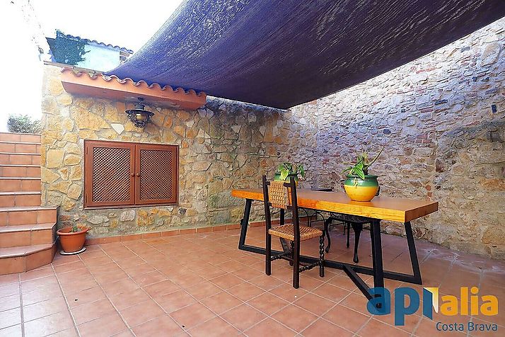 Large town house with pool, Palamós center
