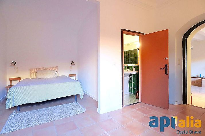 Large town house with pool, Palamós center