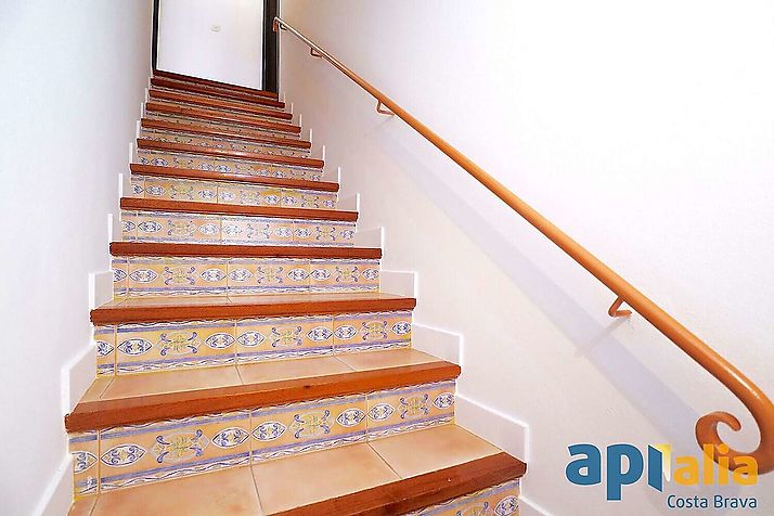 Large town house with pool, Palamós center