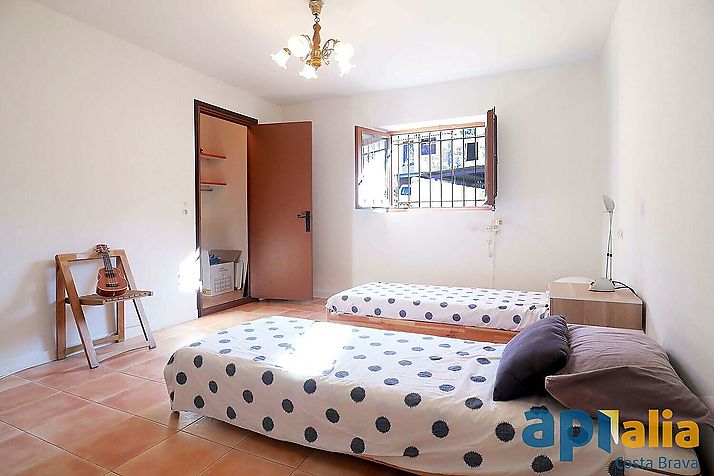 Large town house with pool, Palamós center