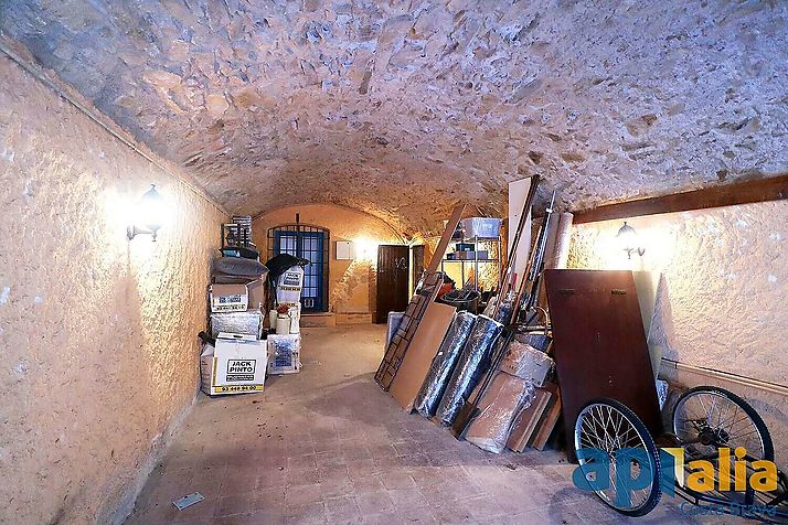 Large town house with pool, Palamós center