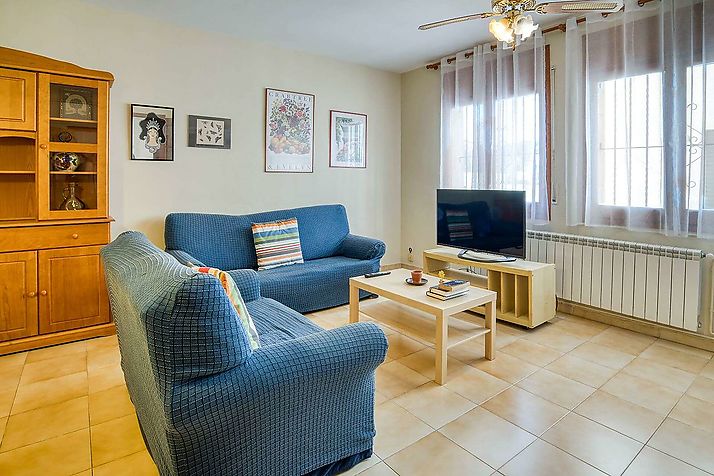 House in the center a few meters from Rambla Vidal