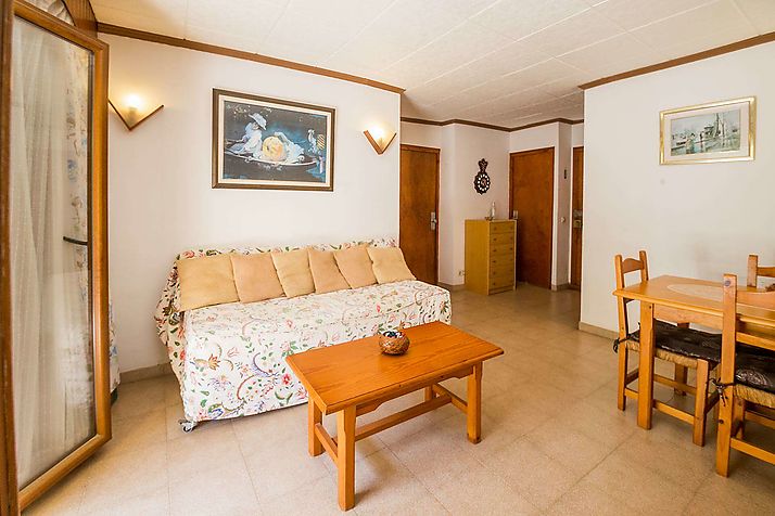 Schöne Wohnung in der Nähe des Meeres