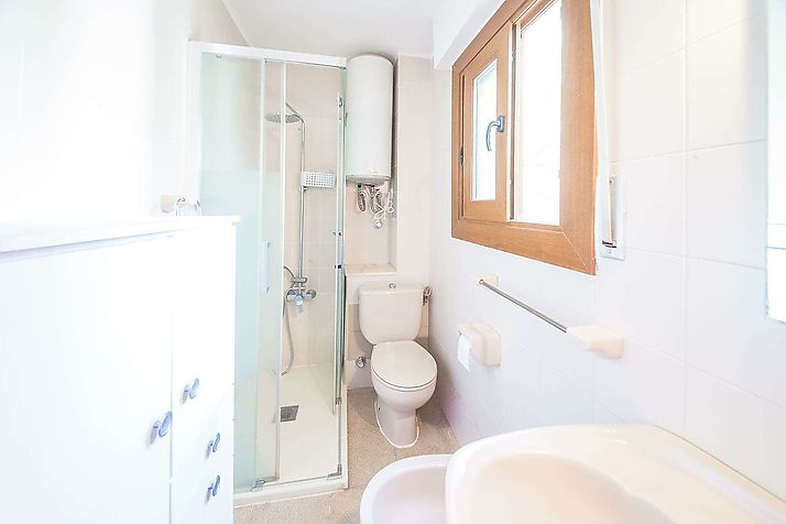 Schöne Wohnung in der Nähe des Meeres