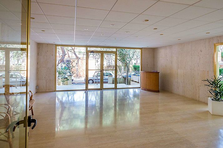 Schöne Wohnung in der Nähe des Meeres