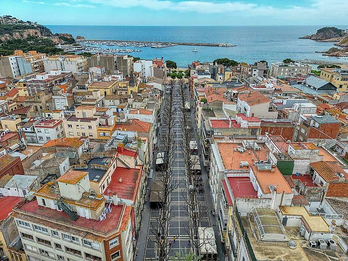 Gran pis a Sant Feliu de Guíxols...de 118m !