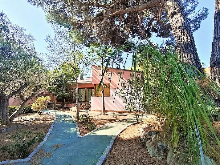 Cozy house with garden in Puig Ses Forques