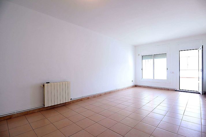 Apartment in the center of Calonge