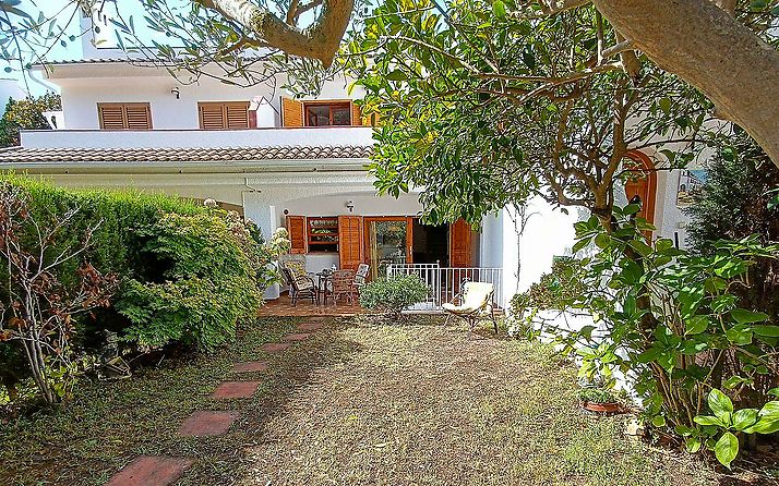 Townhouse in S'Agaro, only 12 min from the beach