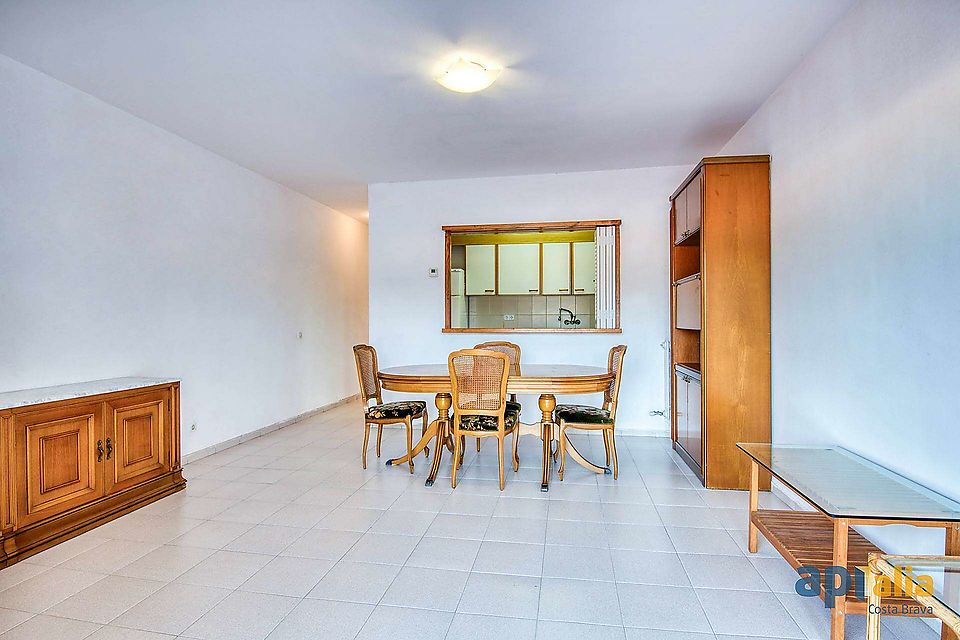 FLAT IN THE CENTER WITH 30 m2 TERRACE