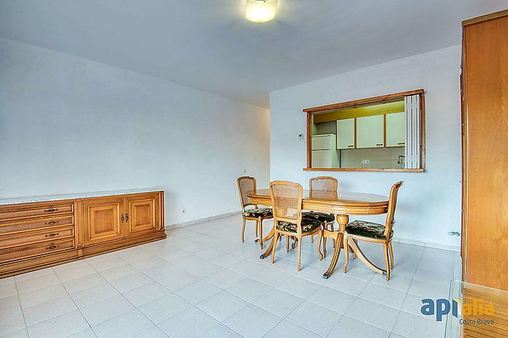 WOHNUNG IM ZENTRUM MIT 30 m2 TERRASSE